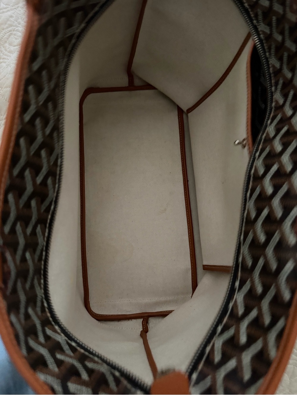 Goyard Brown/Black Sac Artois MM Signature Chevron Pattern Noir Et Natural - Picture 10 of 15